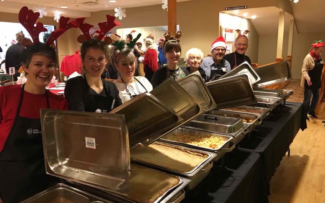 Ontario 'Elves’ Spread Joy With Annual Christmas Feast Route
